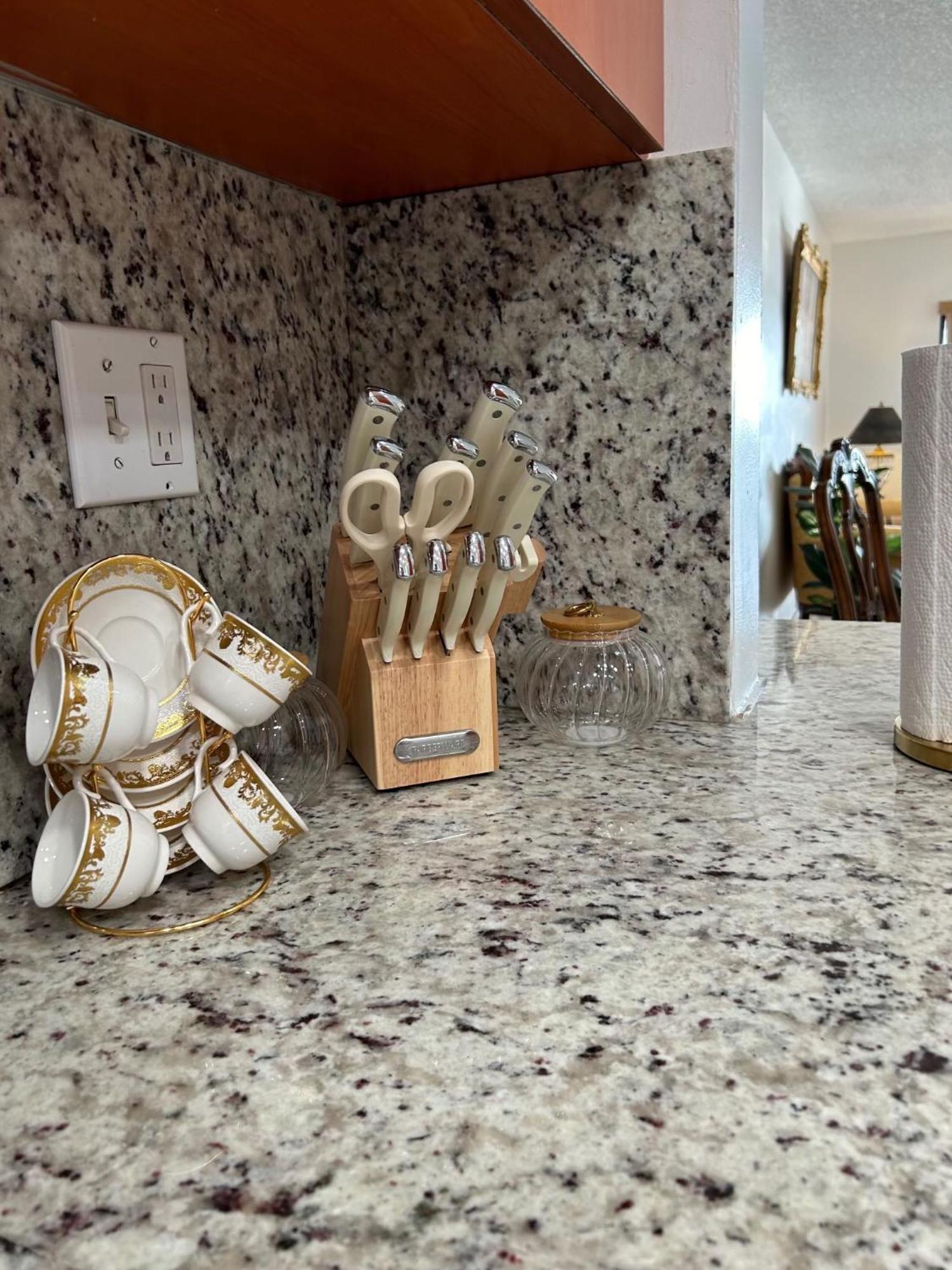 Beautiful Apartment With Very Elegant Colonial Decoration Tamiami Εξωτερικό φωτογραφία